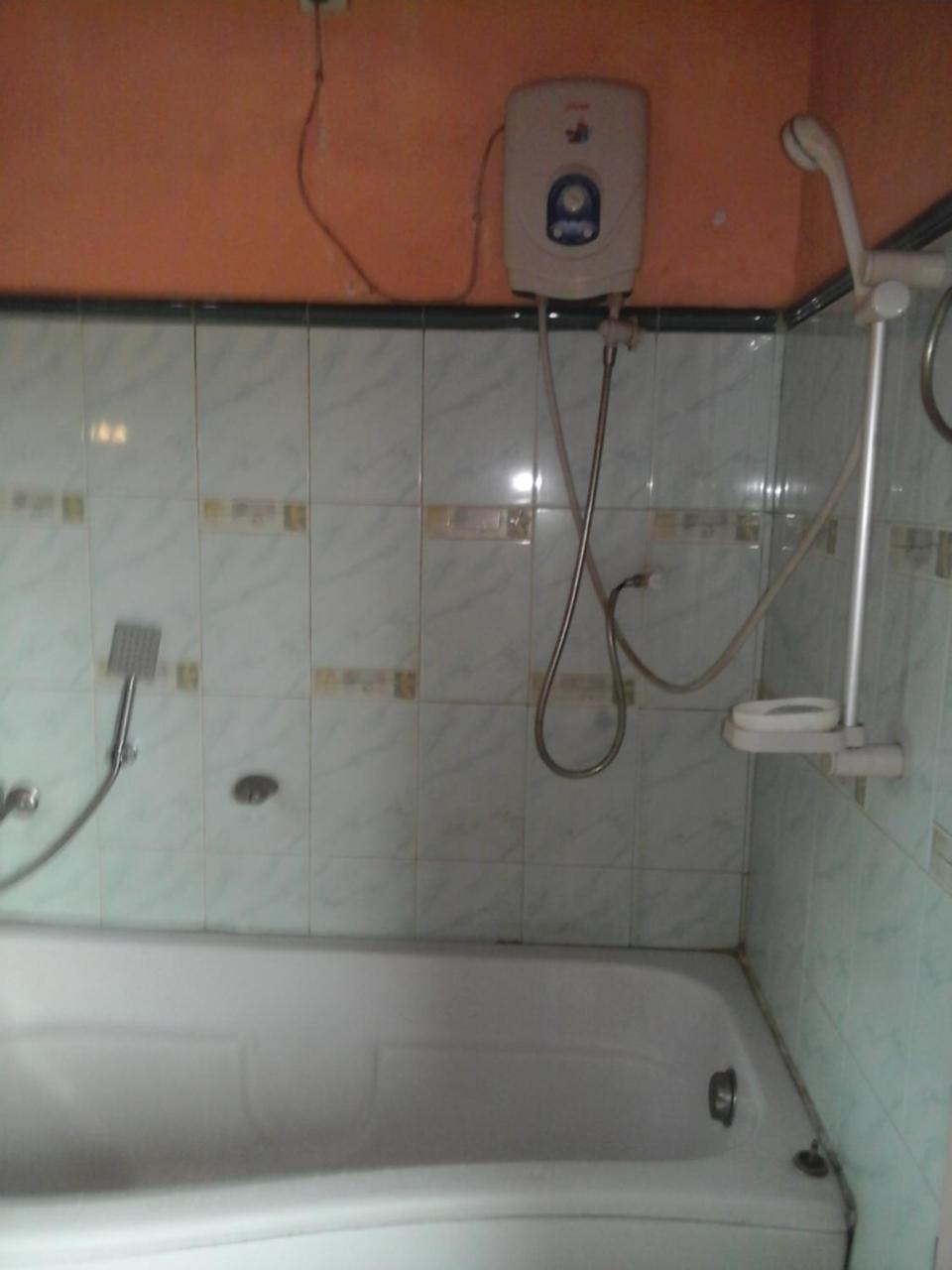 Colombo 20 Minutes By Train Apartment Wattala Bagian luar foto
